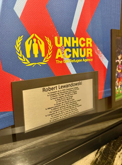 Camisola autografiada por Robert Lewandowski