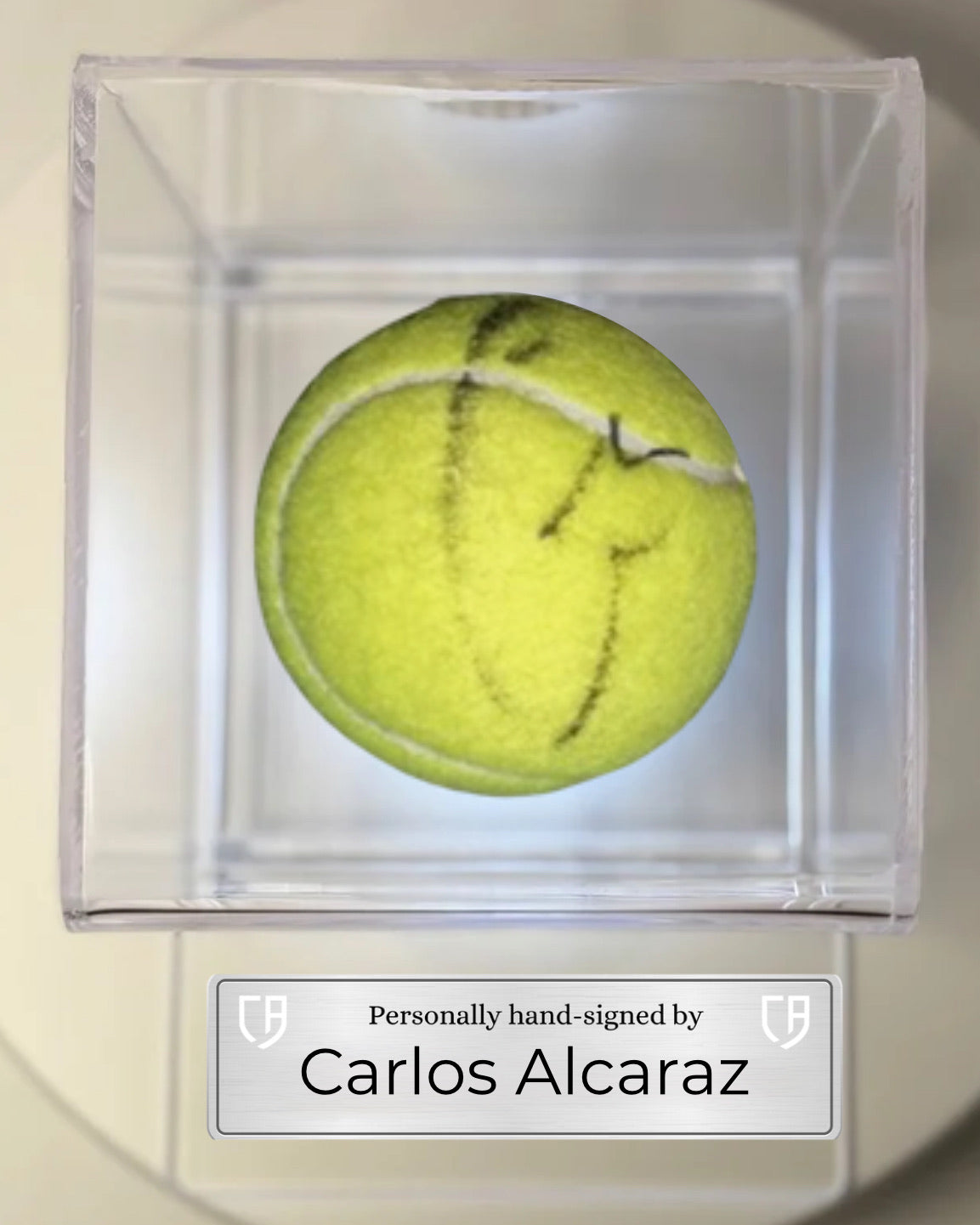 Pelota autografiada por Carlos Alcaraz - Wimbledon