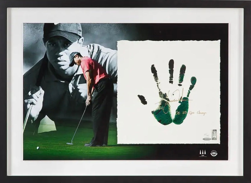 Litografía Tegata verde y negra autografiada por Tiger Woods – Inscripción ‘08 U.S. Open Champ’