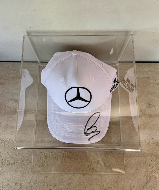 Gorra de Fórmula 1 autografiada por Lewis Carl Davidson Hamilton