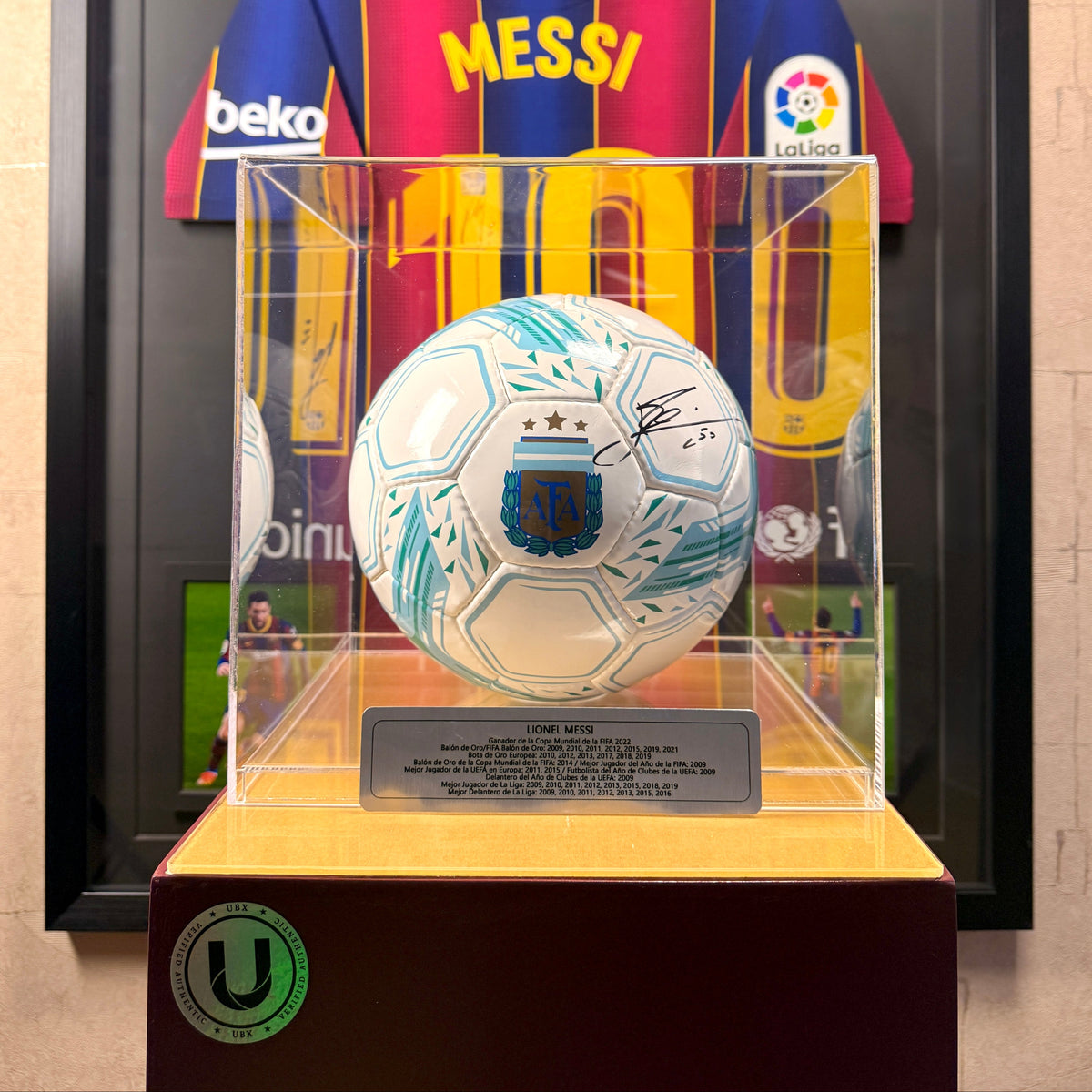 Lionel Messi - Pelota Autografiada