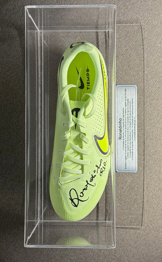 Taco autografiado por Ronaldinho