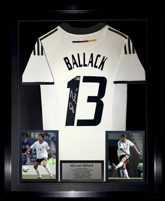 Camisola autografiada por Michael Ballack