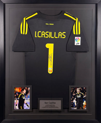 Iker Casillas - Jersey Autografiada Real Madrid Negra