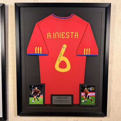 Andrés Iniesta - Jersey Autografiada España Roja 2010